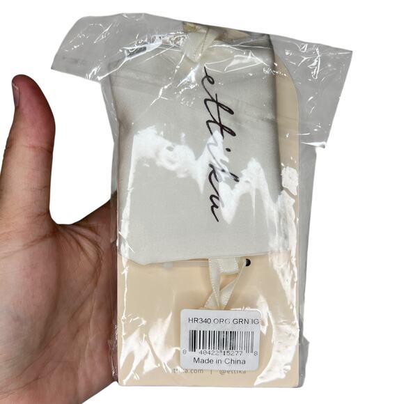 Ettika Revolve Gabriella Hair Claw Clips Mini Small 2 Pack In Green Orange - Picture 8 of 9